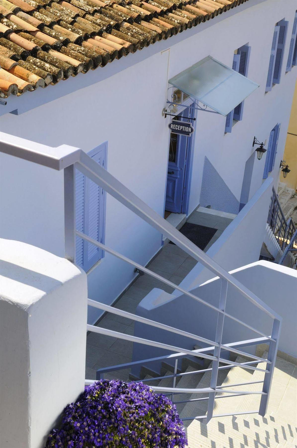 נאפפליו Chroma Design Hotel And Suites מראה חיצוני תמונה
